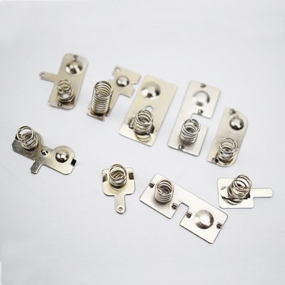 【深圳五金沖壓廠】五金沖壓件之彈簧片的應用以及特點 【深圳五金沖壓廠】五金沖壓件之彈簧片的應用以及特點