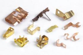 寶安五金沖壓件在生產時需要注意什么